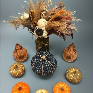 Autumn Harvest Decorative Set with Plaid Pumpkin